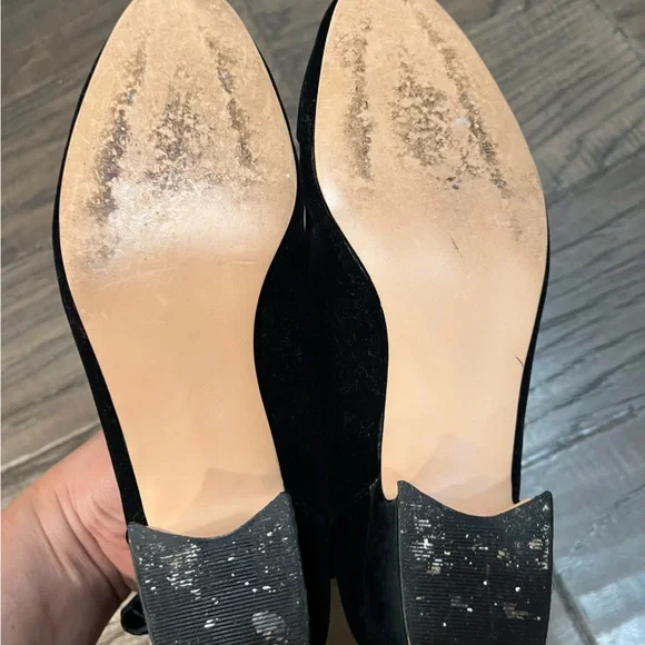 Colin Stuart Girls’ Black Velvet Bow Heels - Picture 7 of 8